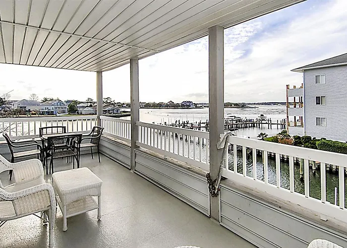 Harbour Towne Apartment