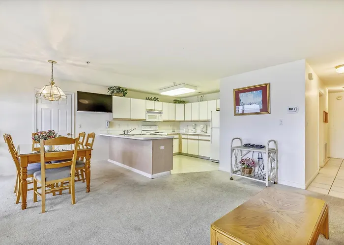 Harbour Towne Apartment