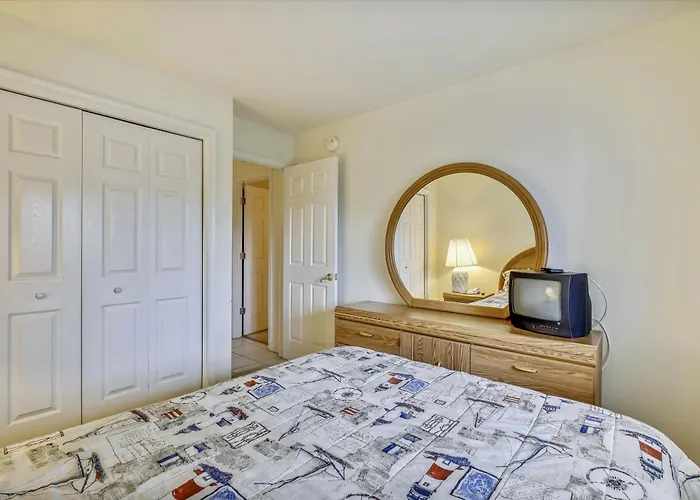 Harbour Towne Apartment