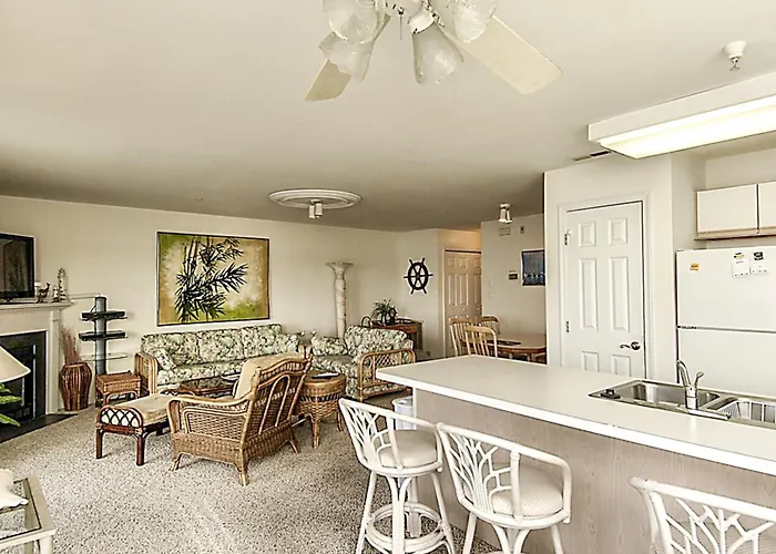 Harbour Towne Apartment